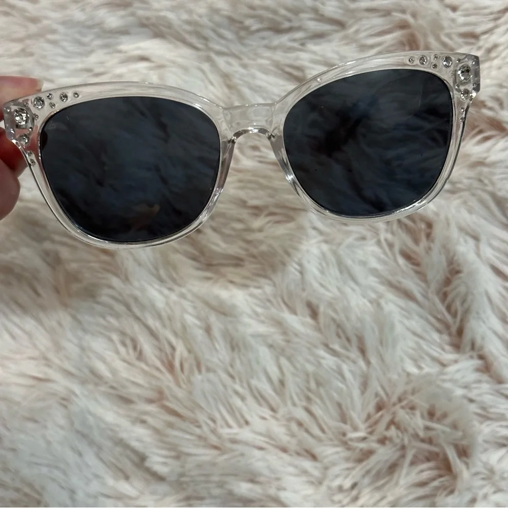 Prive Revaux The Daredevil blue light reader glasses in Crystal